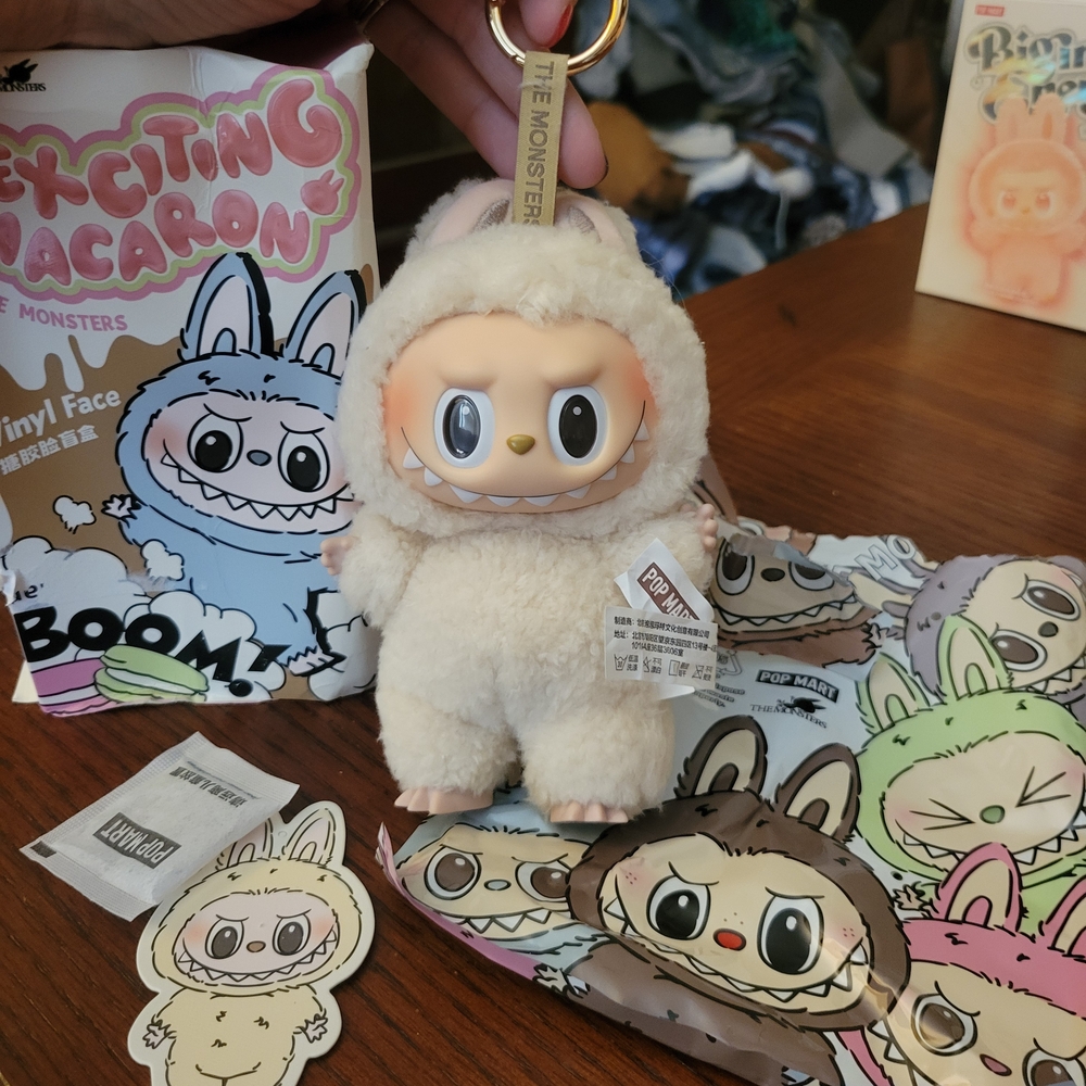 Labubu "Soymilk" Exciting Macaron